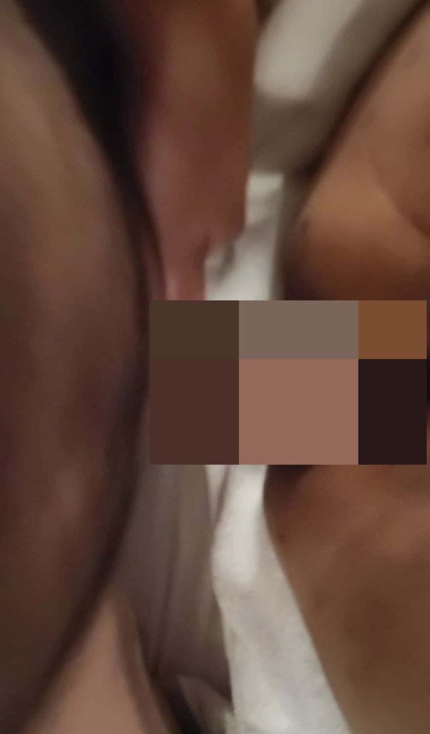 寶貝的屁屁真的很緊...每次都要一公分一公分慢慢插進去...才能整根插到底...🥰🥰🥰...