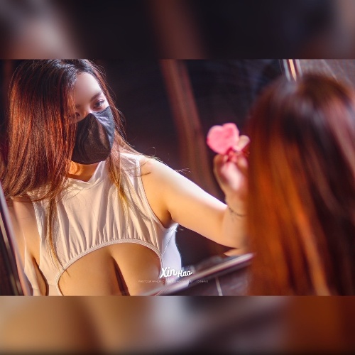 軟綿綿的少女柒柒