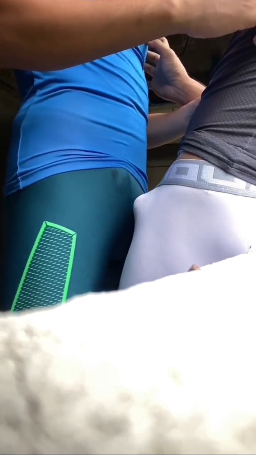 [Full Video] Compression fucking in an abandoned house 🥵