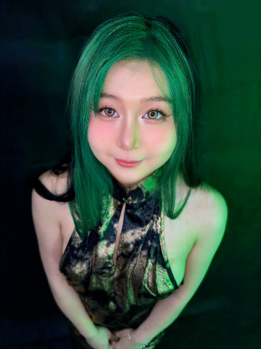 Parisdollmega