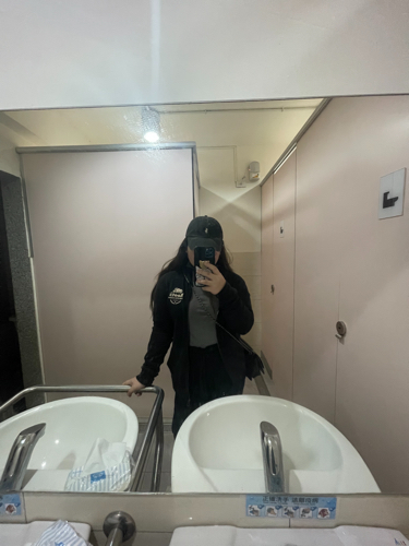 落單的女子