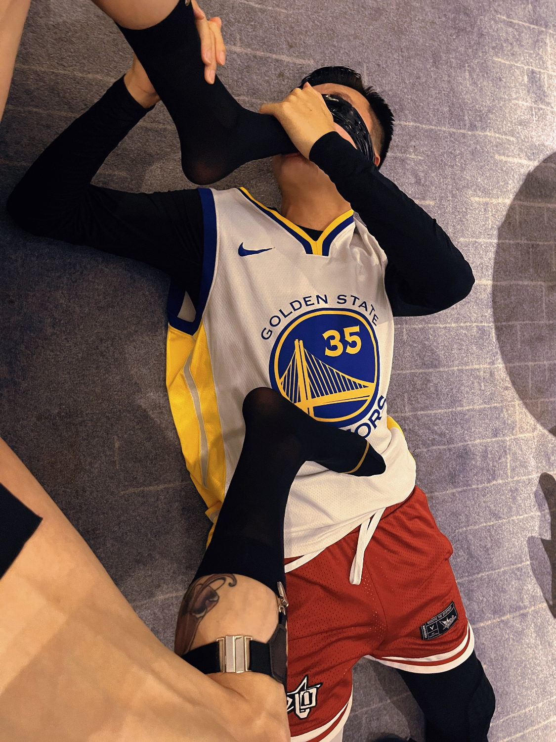 篮球🏀体育生祈求爸爸赏赐原味 贱狗被操出大🕳️