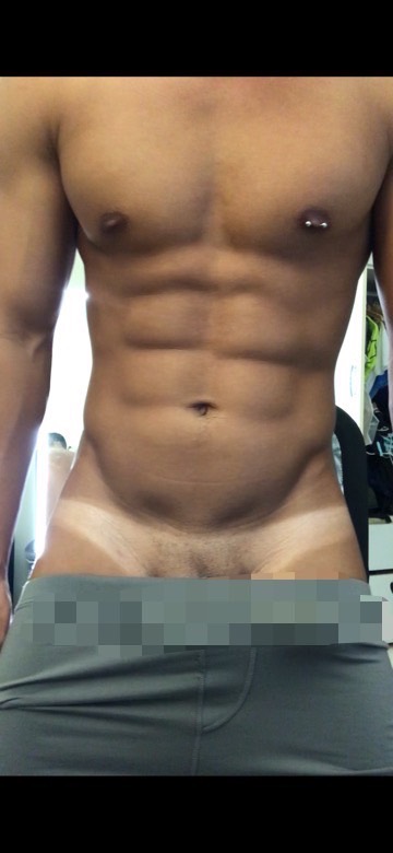 不小心彈出來你要吃嗎?🍆🥵😏