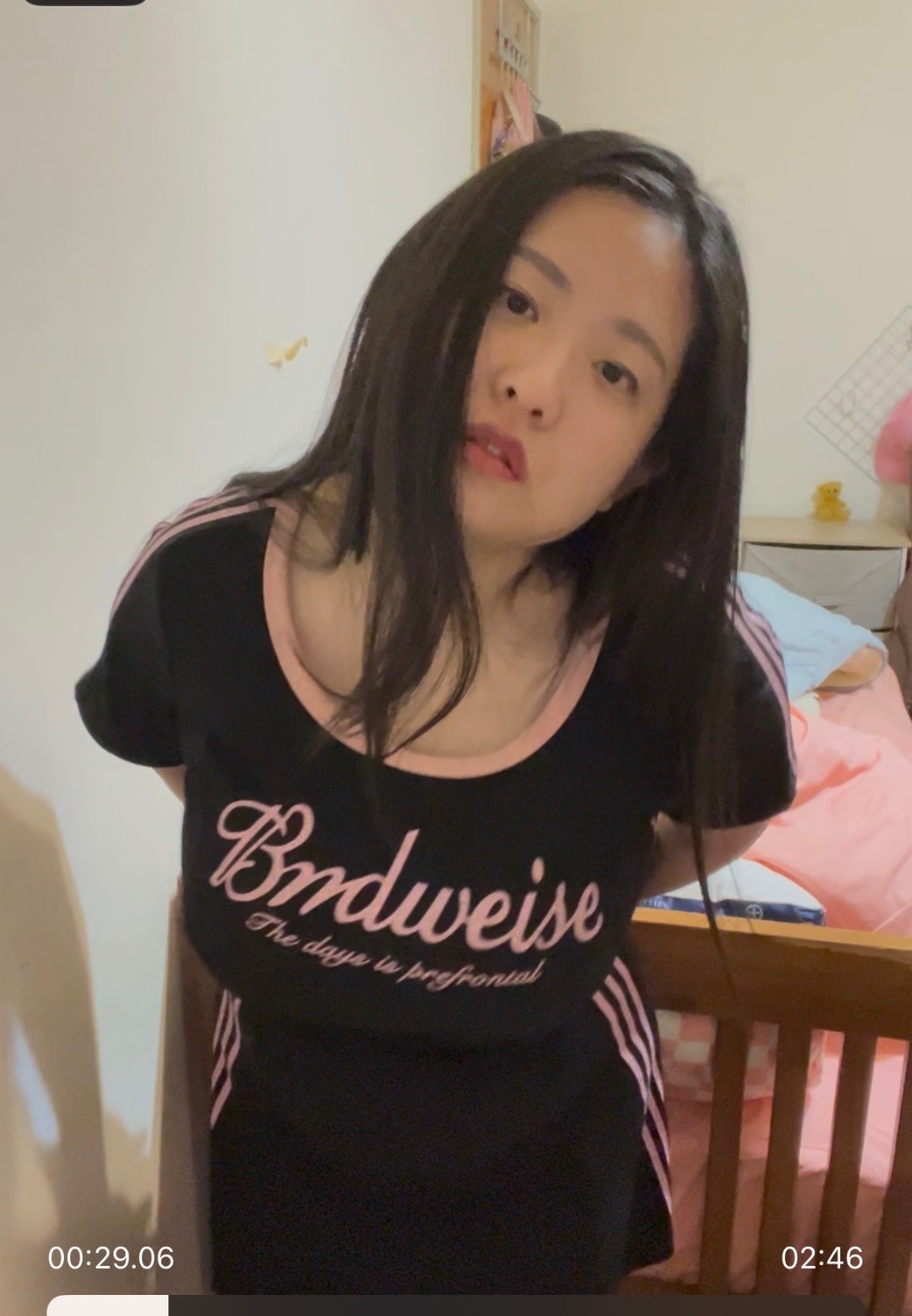 日常的裙裝下穿的是什麼呢？ 好奇嗎？