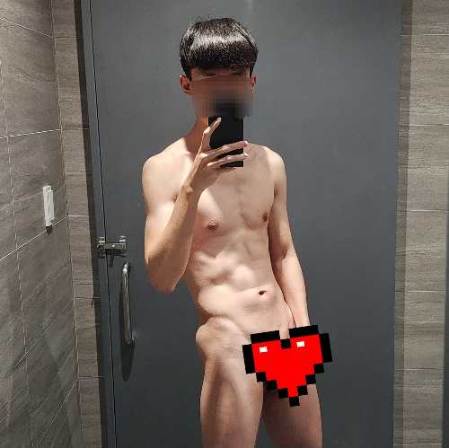 豆尼ಠ⁠◡⁠ಠ