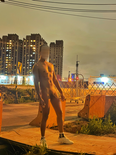 夜色男孩