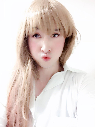 張哈妮