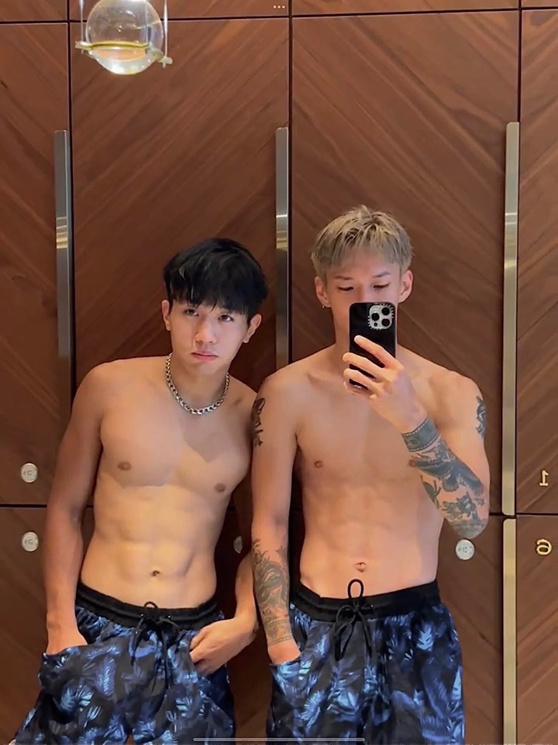 浣熊體育底迪幫我拍色色🥵