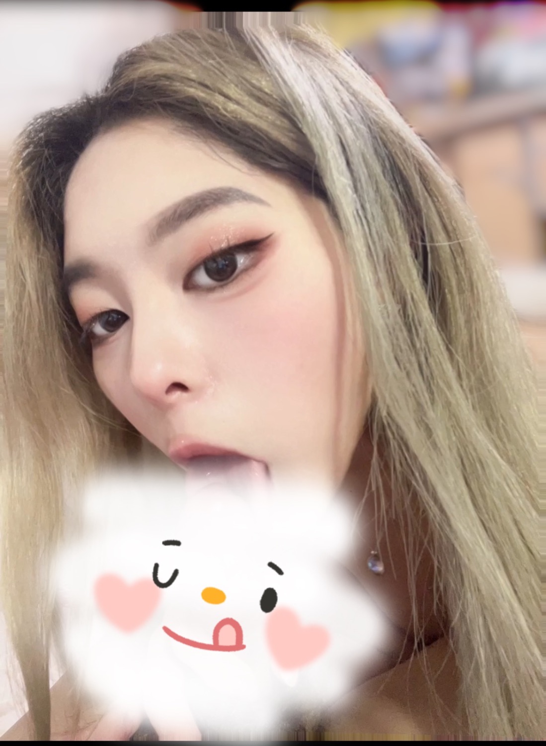 當我以為每個女孩出生都天生自帶吃🐔技能，是時候展現真正的技術了。