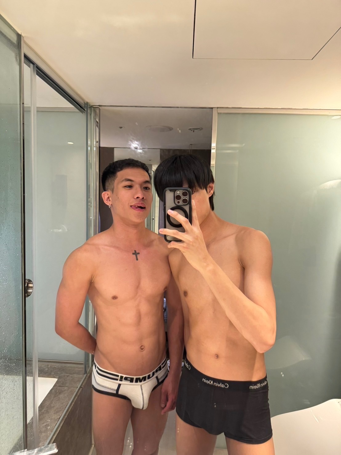 第一次被尿 好特別的感覺