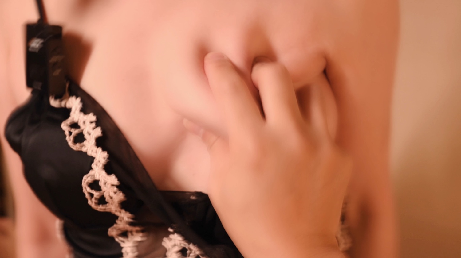 坐上去搖、趴下來舔🔞4K影片