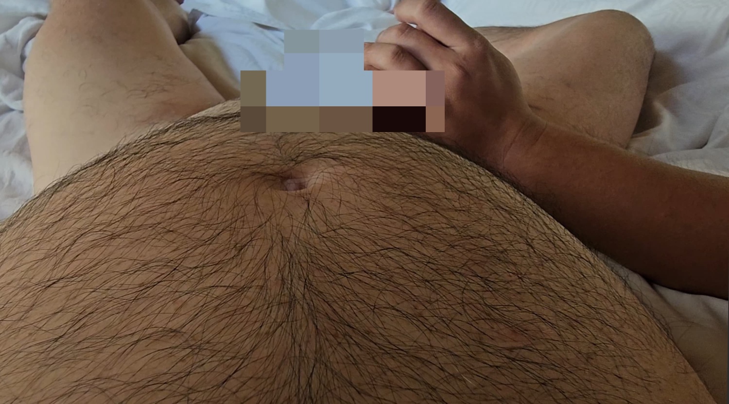 寶貝每次睡覺都一定要抓著我的雞雞睡...是多怕我的雞雞飛走啦...🤣🤣🤣