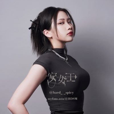 Mistress Ann 安女王｜BDSM 影像創作：CBT、戀足、控射、虐屌、虐蛋、肛調、SP
