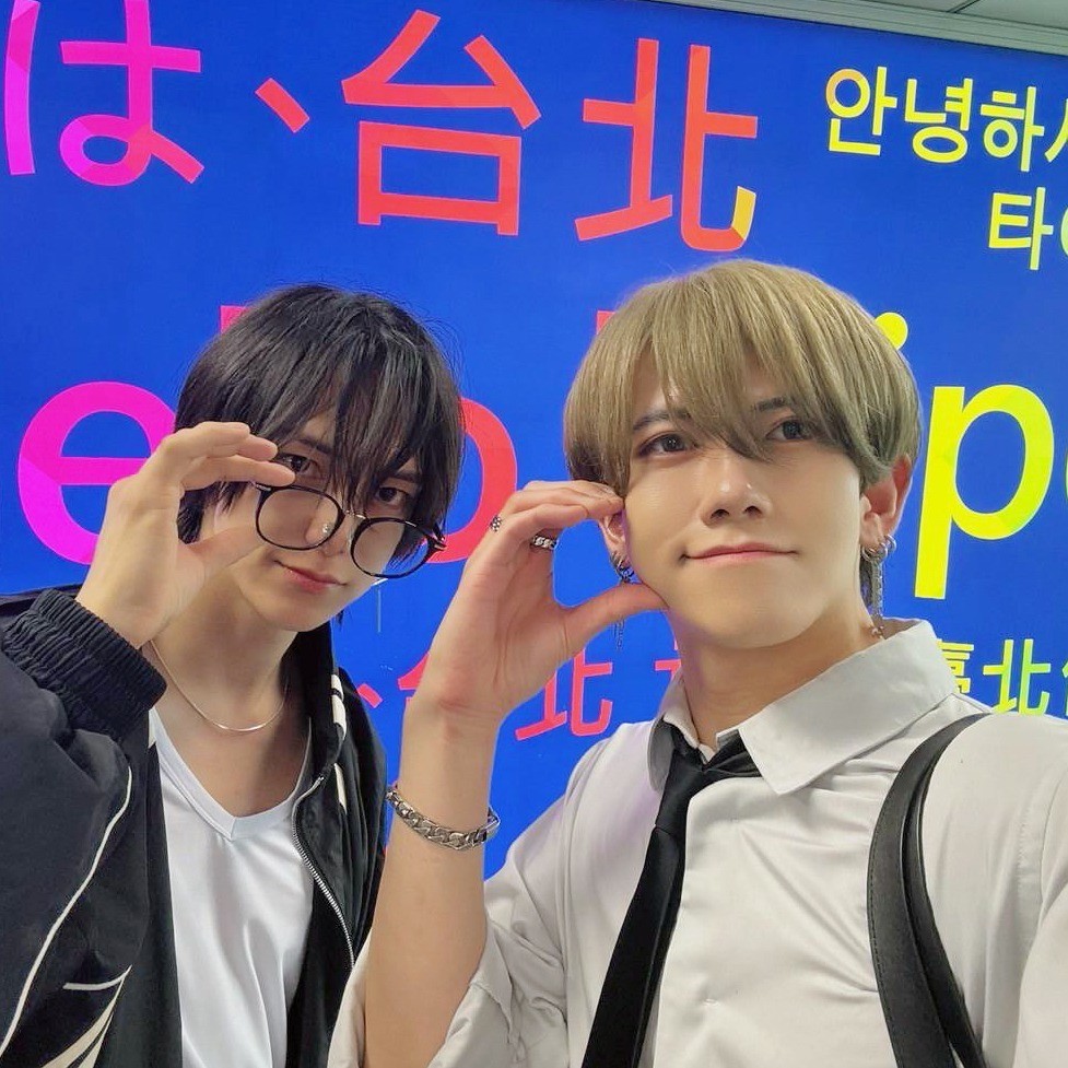 Naoto 凸