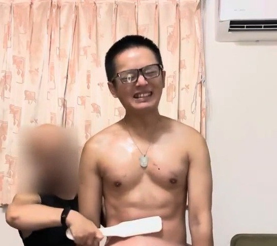 被主人打打、呼吸控制、射後繼續磨, 又痛苦又爽...🥹