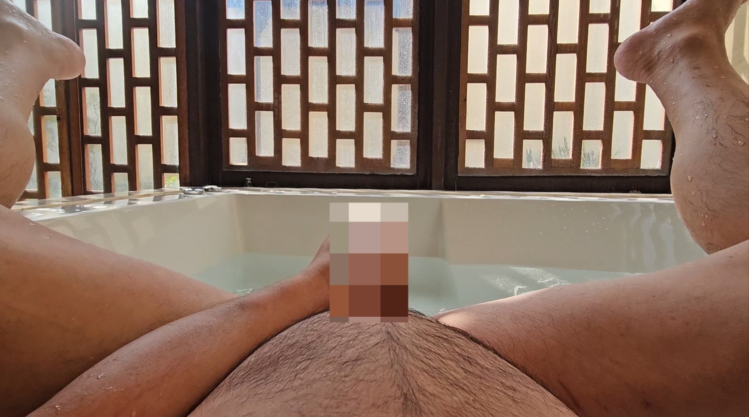 今天不知道為什麼一睡醒就好想被插屁屁😆😆...腳已經抬好了...徵求大屌猛一插入(粉絲優先)...🥵🥵