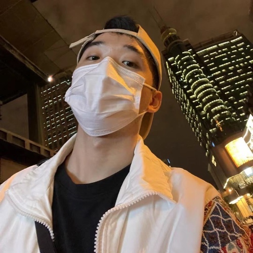 上翘川泽