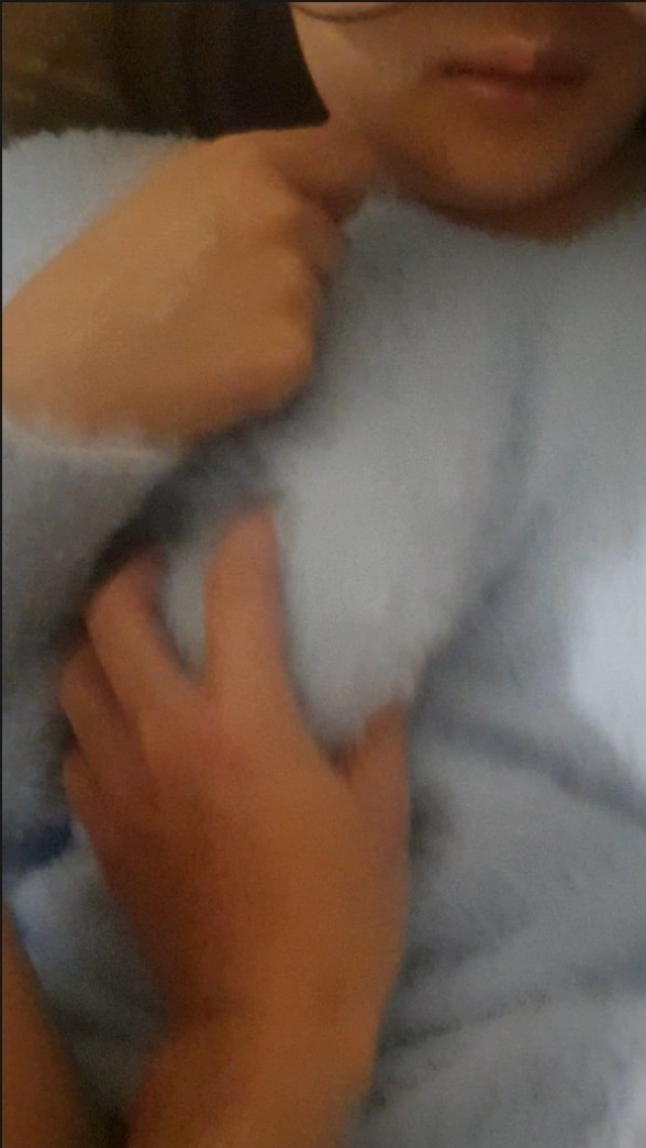 誰是❤胸手