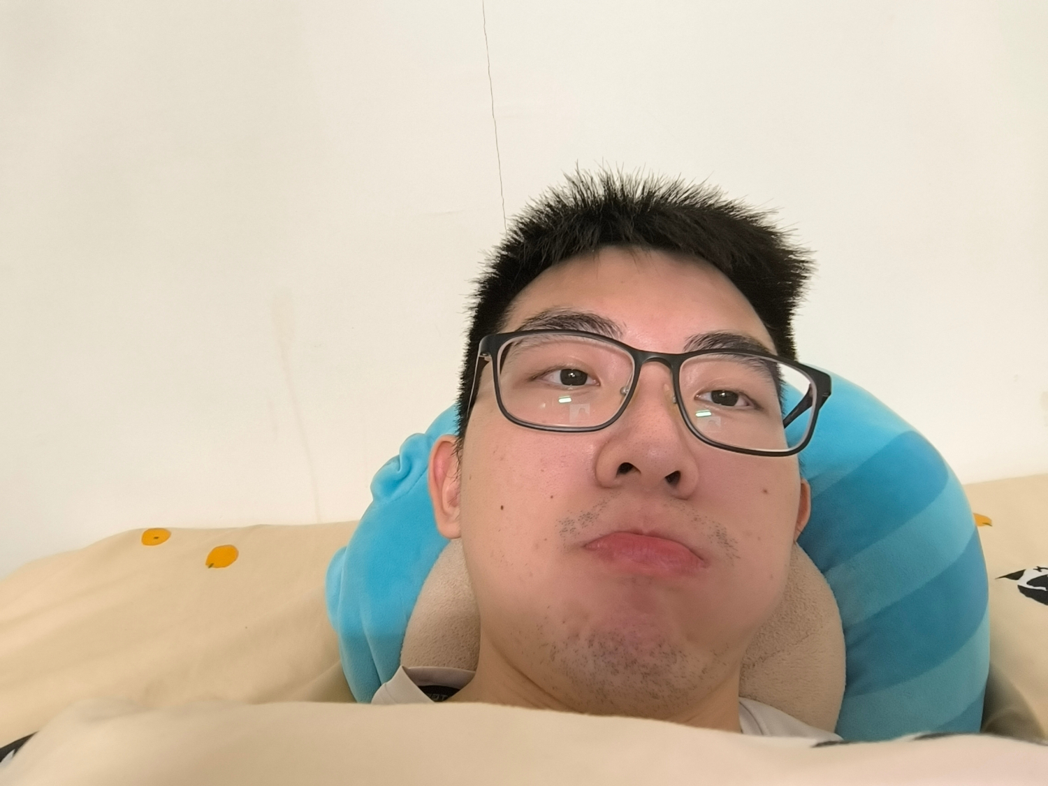 不檢點!