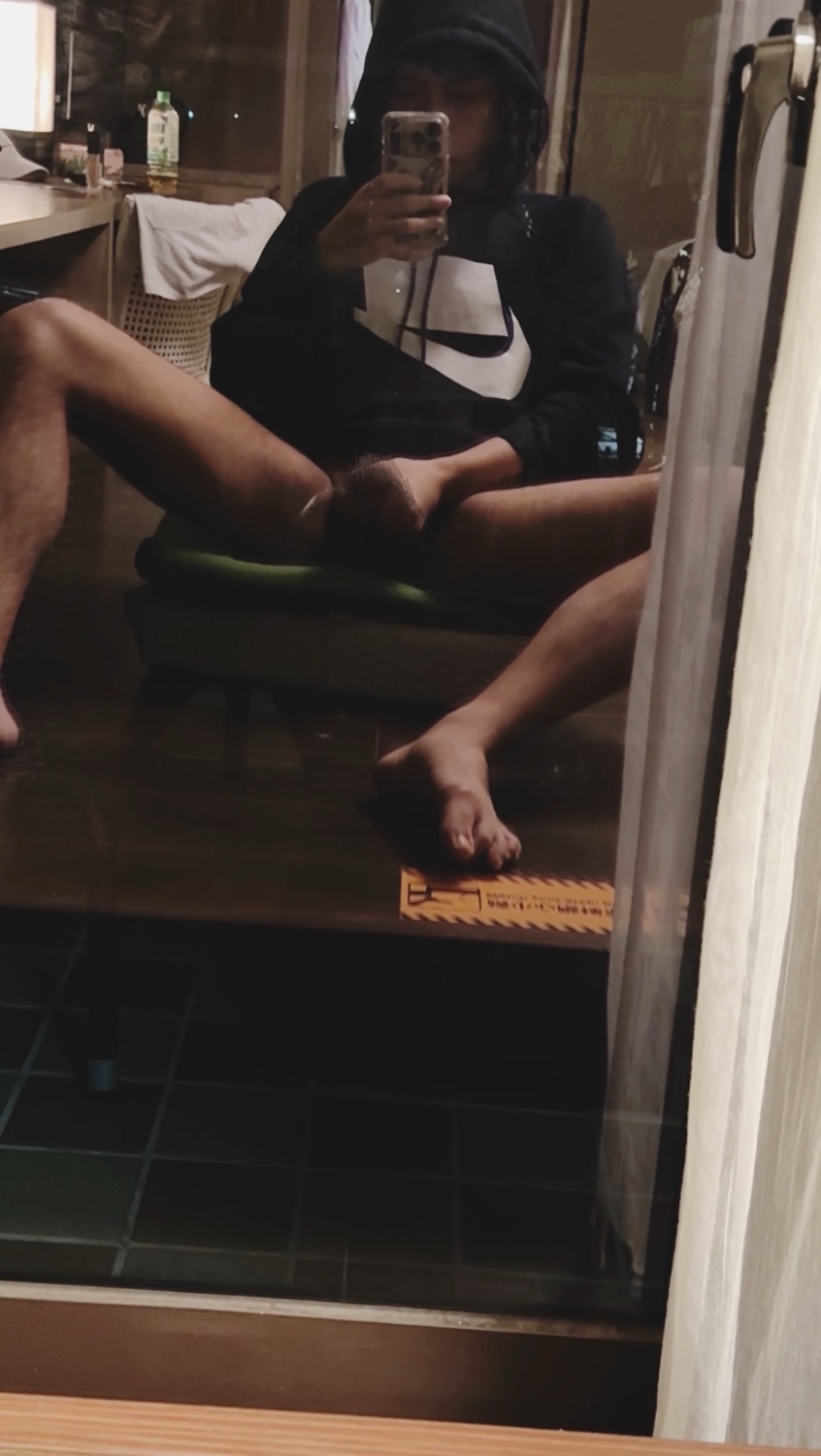 飯店落地窗前尻射🍆💦