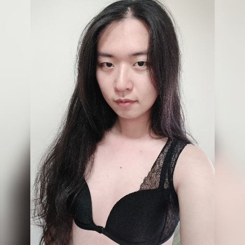 男娘阿雅