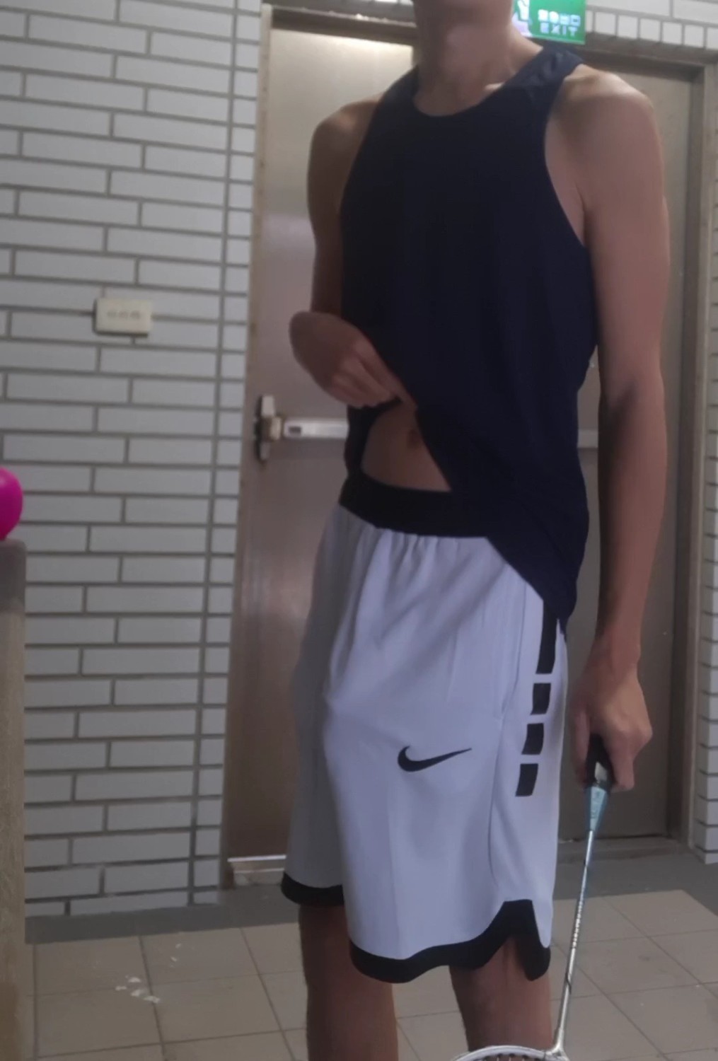 打羽球尻尻🏸