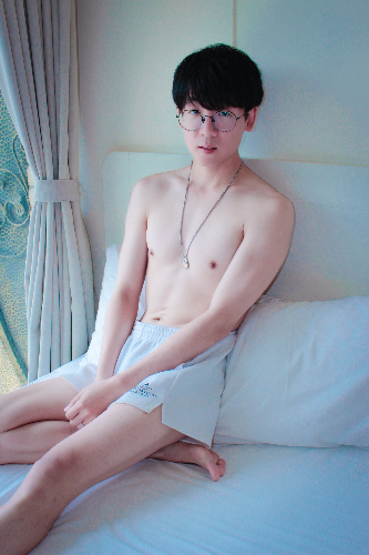 Samuel賤貨小騷狗