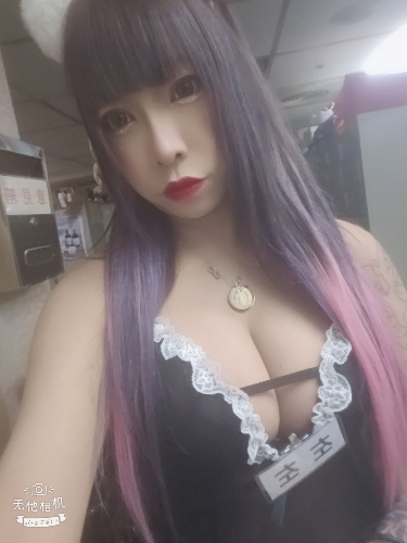 左左