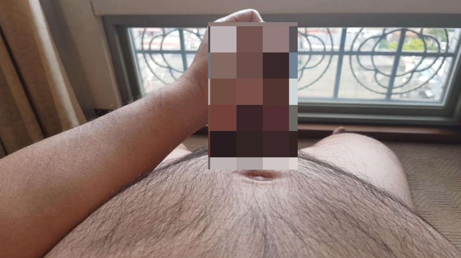 一內射完...寶貝馬上睡的跟豬一樣...但感覺雞雞裡面精液好像沒有射乾淨卡卡的...只好自己把它擠出來了...😮‍💨😮‍💨😮‍💨😮‍💨😮‍💨